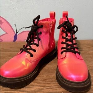 Size 3 EUC Pearlescent Pink Kids Boots